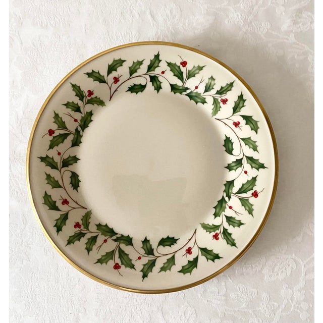 Vintage Lenox Holiday Holly & Berries Plate Excellent Condition For Sale - Image 10 of 10