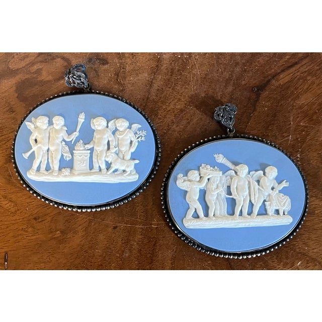 Blue Antique 18th Century English George III Wedgwood Oval Wall Plaques in Silver Frames - A Pair For Sale - Image 8 of 10