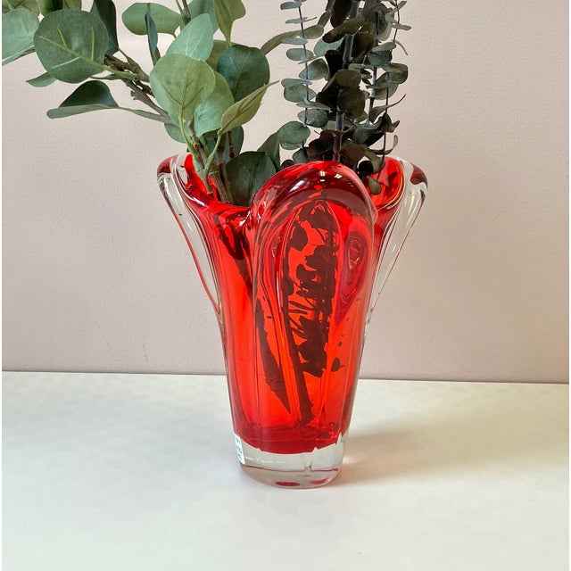Abstract Vintage 1950's Free Form Red Glass Vase For Sale - Image 3 of 4