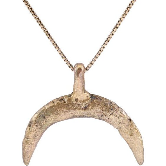 Traditional Viking Lunar Pendant Necklace, c.900-1000 Ad For Sale - Image 3 of 5