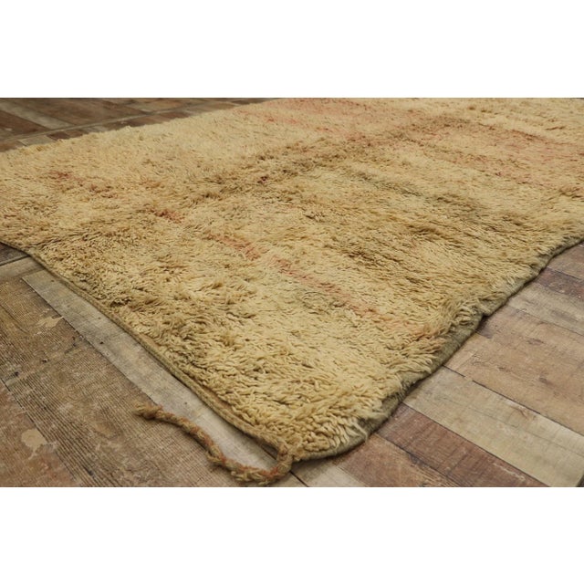 Vintage Berber Beni Mrirt Moroccan Rug - 06'04 X 10'04 For Sale In Dallas - Image 6 of 9