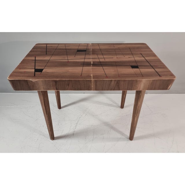 Vintage Dining Table in Walnut, 1970s, in Flawless conditions. Designed 1970 to 1979