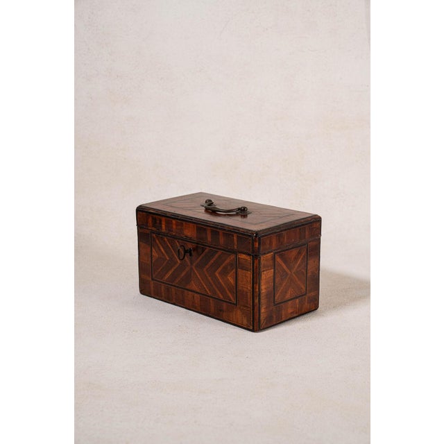 English 18th Century Inlaid Tea Caddy With Handle (C. 1760) | Complete With Original Fittings + Working Key For Sale - Image 3 of 4