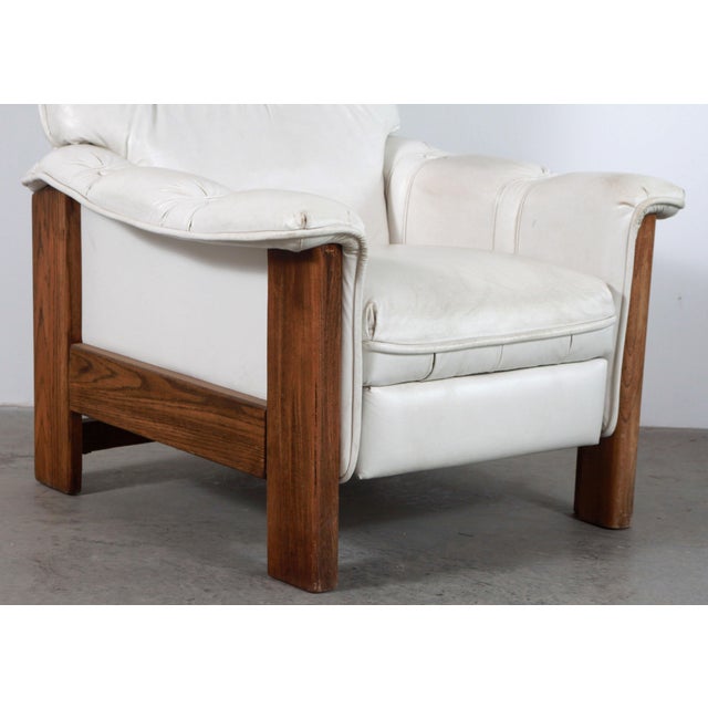 Vintage Mid Century Modern White Vinyl & Oak Recliner Chair Chairish