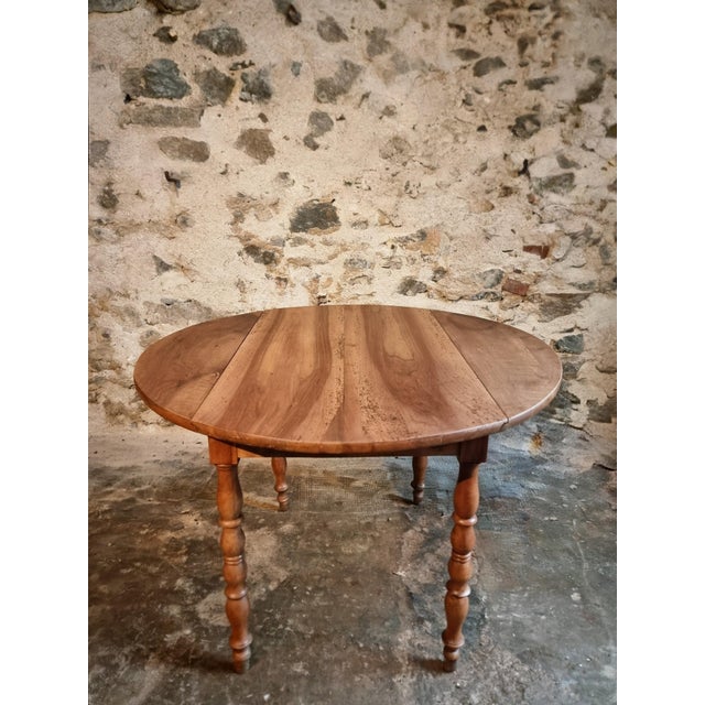 Antique French Round Walnut Drop-Leaf Dining Table, 1890s For Sale - Image 3 of 16