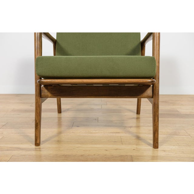 Model 300-139 Lounge Chairs from Swarzędz Factory, 1960s, Set of 2 For Sale - Image 16 of 18