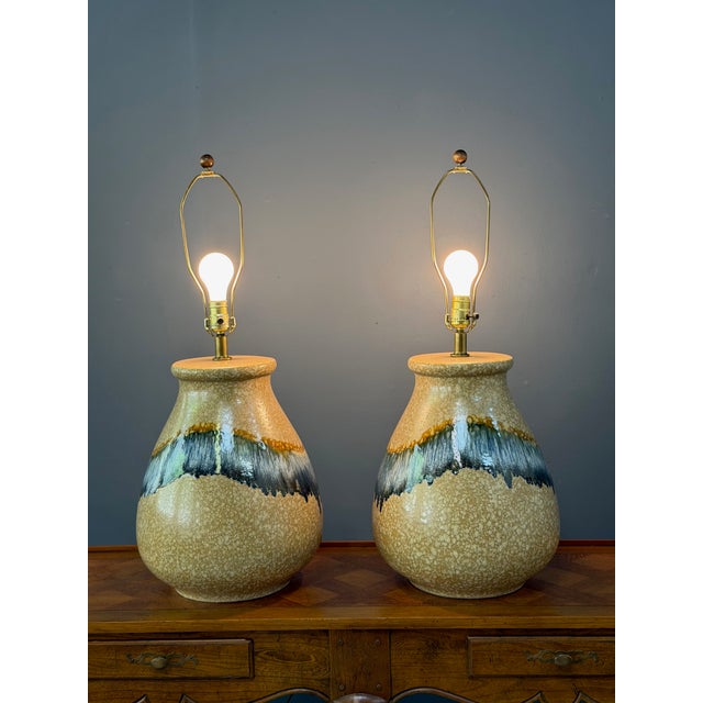 1970s Sunset Cosco Drip Glaze Ceramic Table Lamps in Earth Tones - a Pair For Sale - Image 9 of 13