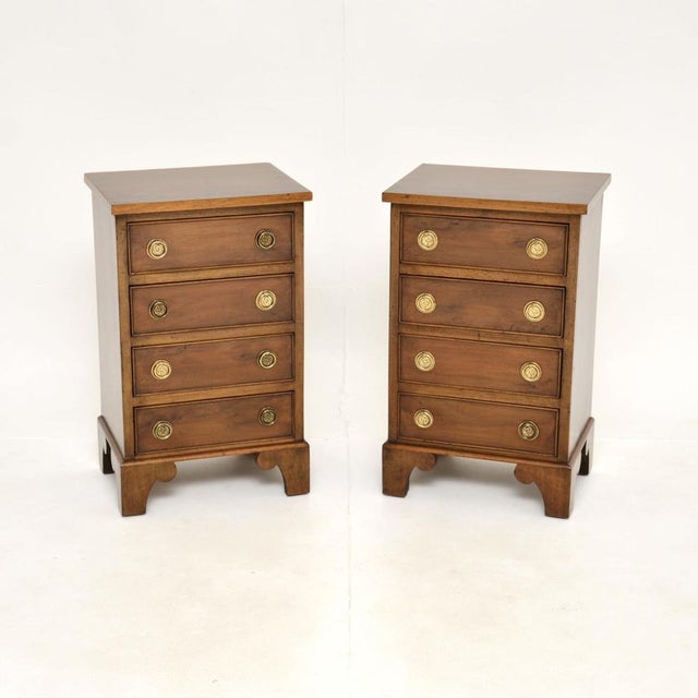 Vintage Georgian Style Bedside Tables in Yew Wood, 1930, Set of 2 For Sale - Image 10 of 10