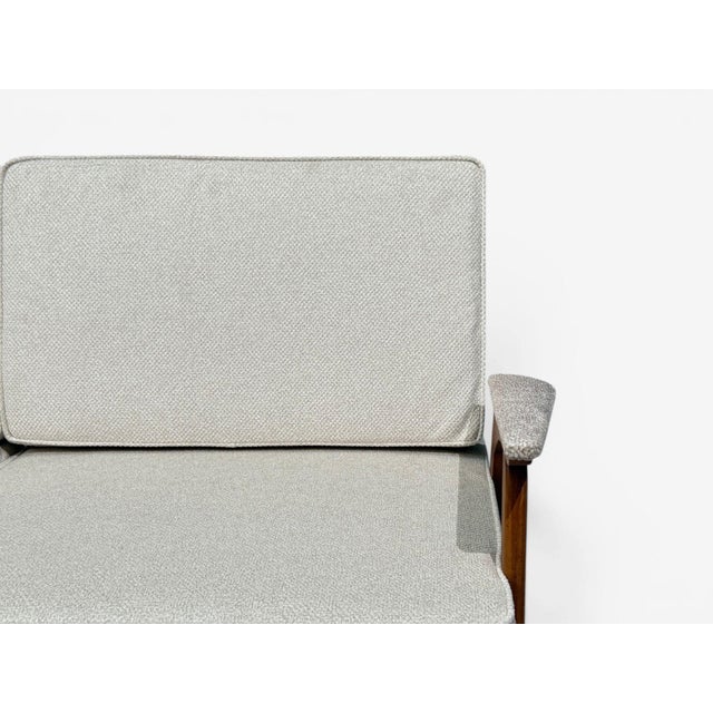 Cream Peter Hvidt & Orla Mølgaard-Nielsen Style, Settee, Cream Boucle, Denmark, 1960s For Sale - Image 8 of 10