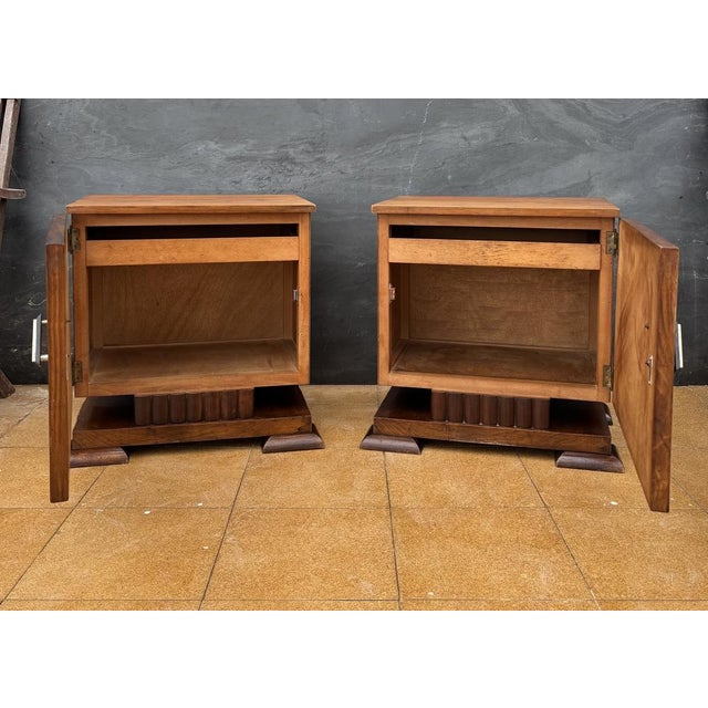 Art Deco Nightstands with Figured Wood Veneer, 1940s, Set of 2 For Sale - Image 13 of 18