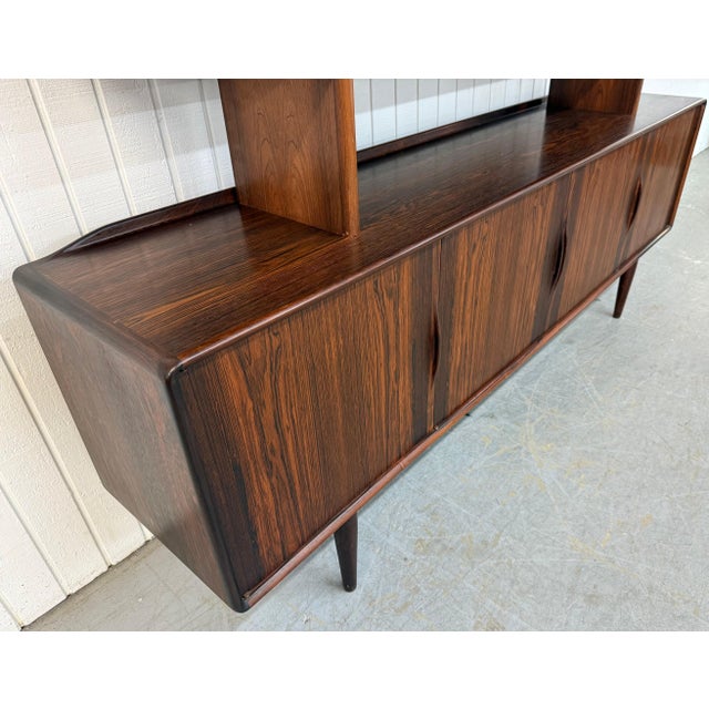 Mid-Century Danish Modern Rosewood Sideboard W/Hutch Top For Sale - Image 4 of 14