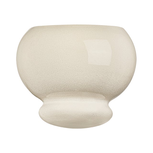 2020s Mitzi Pia 10 in. 1 Light Wall Sconce in Aged Brass and Ceramic Butter Crackle Finish For Sale - Image 5 of 13