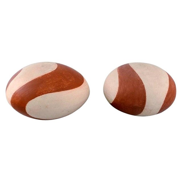 Brown Studio Instruments in Glazed Stoneware, Set of 2 For Sale - Image 8 of 8