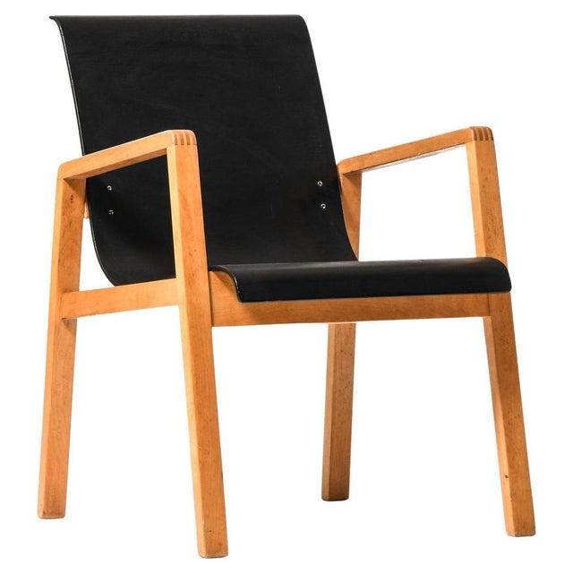 Black Scandinavian Modern Armchair in Birch and Lacquer by Alvar Aalto, 1930s For Sale - Image 8 of 8