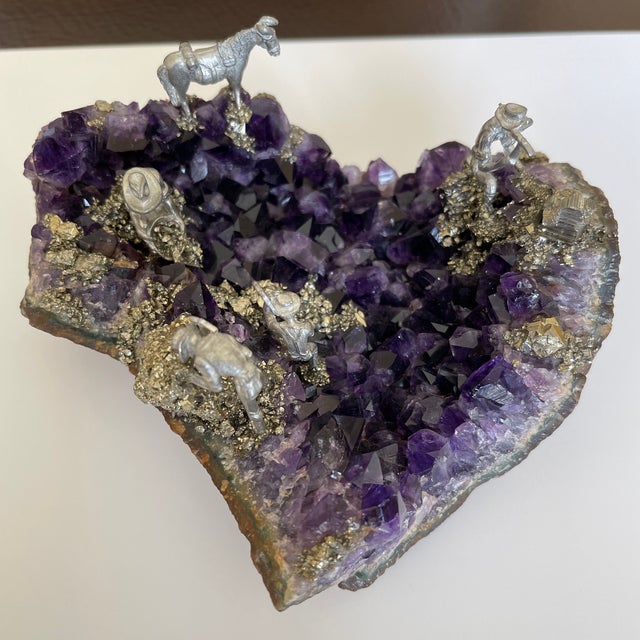 1980s Art Deco Amethyst with Sterling Silver Miners & Donkey Scene For Sale - Image 4 of 13