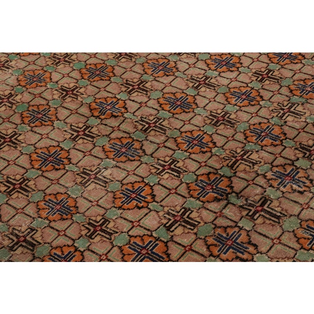 1950s Vintage Turkish Rug, Brown and Beige With All-Over Floral Patterns – Rug & Kilim For Sale - Image 5 of 8