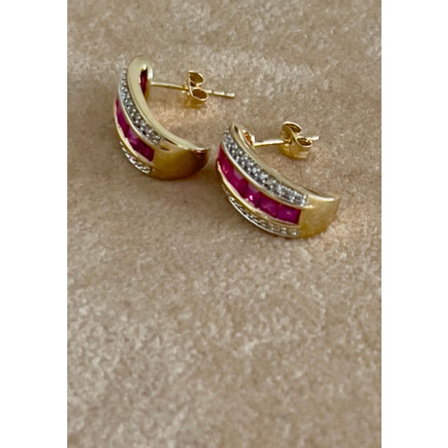 Princess Cut Natural Ruby and Diamond Stud Post Earrings 14 Karat Yellow Gold For Sale - Image 18 of 18