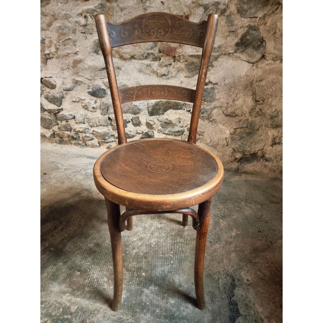 Antique Bistro Chairs with Pressed Wood Seat and Bentwood Backrest by Michael Thonet for Thonet, Early 1900s, Set of 2 For Sale - Image 9 of 17