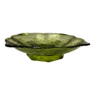Vintage Indiana Glass Green Grape Pedestal Bowl, Mid-Century Pressed Glass For Sale