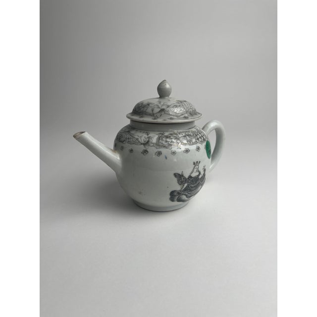 Chinese 18th Century Chinese Export Juno Grisaille Tea Pot For Sale - Image 3 of 10