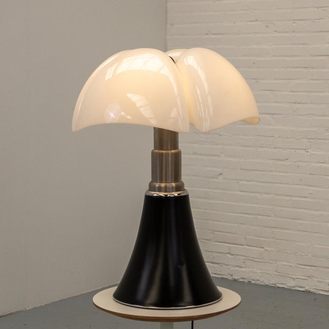 Black Pipistrello Lamp by Gae Aulenti for Martinelli Luce, 1970s For Sale - Image 8 of 16