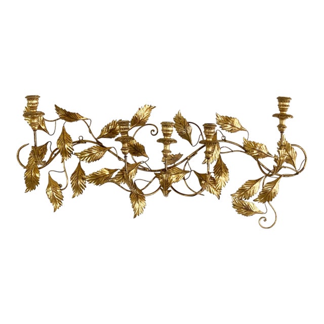 Vintage Italian Hollywood Regency Style Gilt Leaf Wall Sconce For Sale