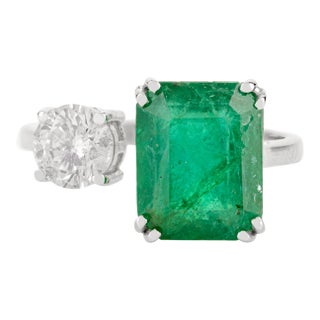 14 Karat Gold Emerald & Diamond Toi Et Moi Ring Size 6 For Sale