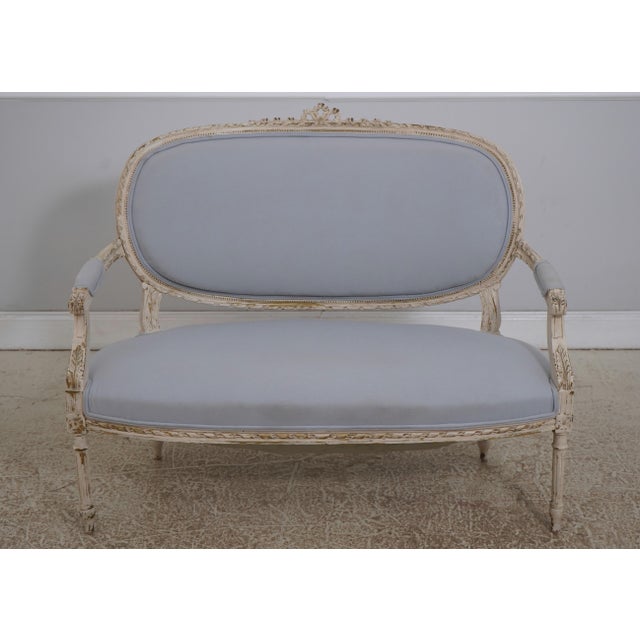 Age: Approx. 40 Years Old Details: Fine Carved Details High Quality Construction French Style Nice Carved Details...
