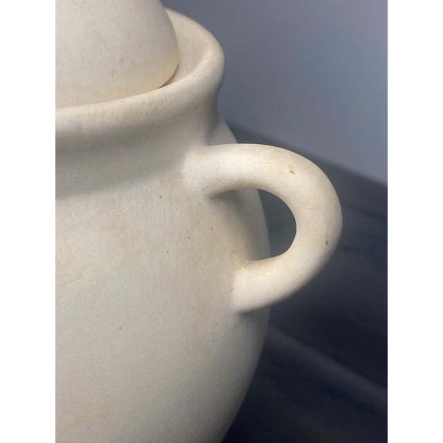 Vintage Cook's Club Ceramic Garlic Keeper With Garlic-Shaped Finial For Sale - Image 4 of 5