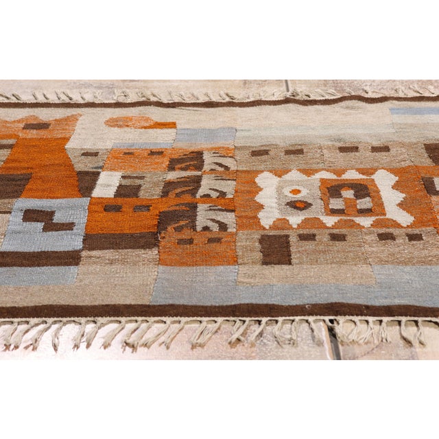 Vintage Peruvian Tapestry Rug, 05'06 X 03'04 For Sale - Image 9 of 10