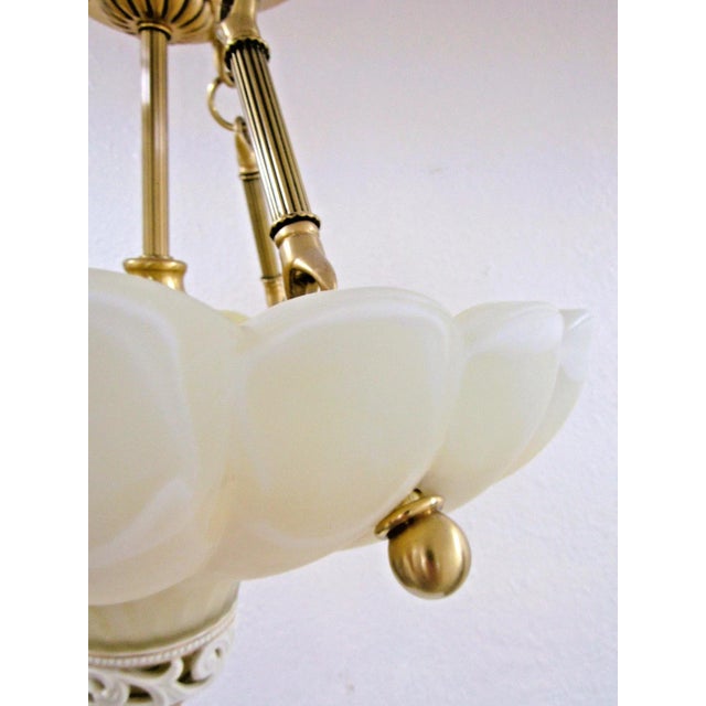 Metal Elegant Lenox Quoizel Scalloped Shell Inspired Brass Accent Pendant Chandelier For Sale - Image 7 of 18