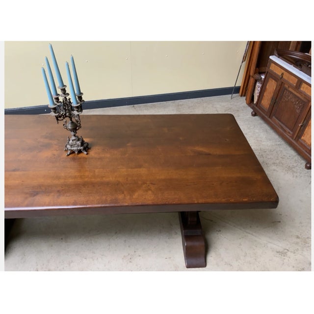 Age: circa 1940 Wood type: solid oak Condition: very good, meticulously maintained, and ready-to-use original condition...