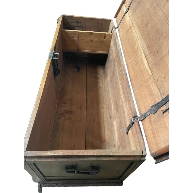 Wood North-Italian Cassone in Walnut Wood, 1650 For Sale - Image 7 of 10