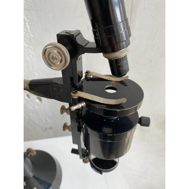 W & H Seibert Wetzlar No. 30824 Promi Microscope Drawing and Projection Apparatus, Clay-Adams Company, Inc. New York, Circa 1920s For Sale - Image 4 of 9