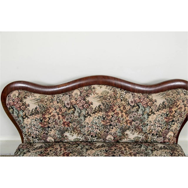 Brown 19th Century American Empire Mahogany Slipper Bench For Sale - Image 8 of 12