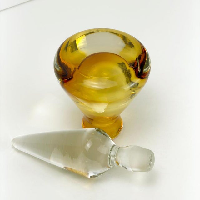 Murano Glass Perfume Bottle with Tall Crystal Stopper, 1960s For Sale - Image 8 of 10