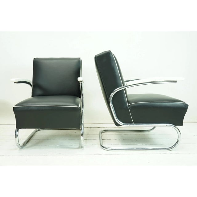 1940s Cantilever Black Nappa Leather Set Sofa and Armchair from Mücke Melder, 1930s, Set of 3 For Sale - Image 5 of 9