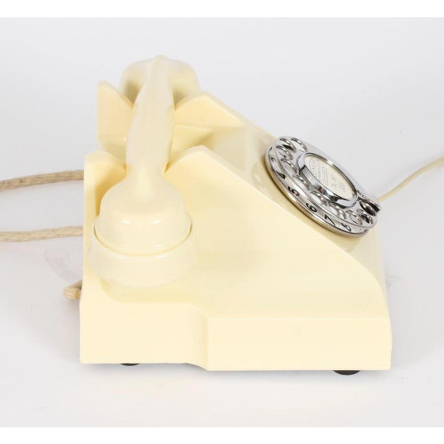 Vintage Ivory Colour 356 Telephone from Siemens, 1950s For Sale - Image 6 of 11