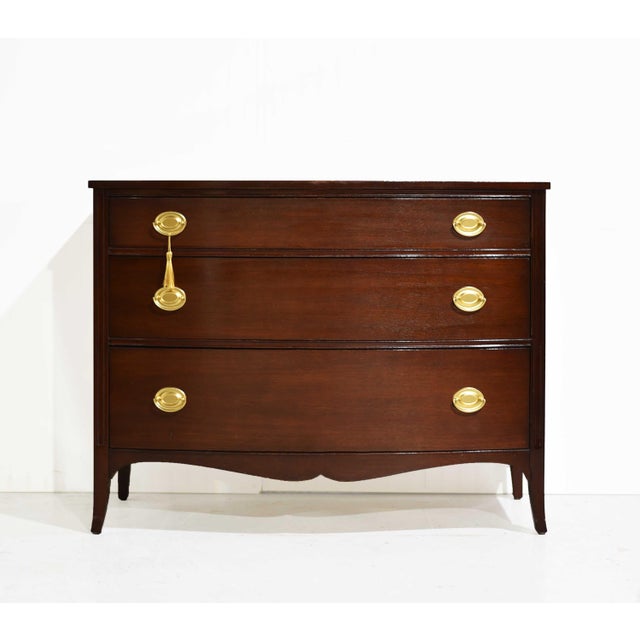 Traditional Mid Century Federal Style Mahogany Curve Front Chest For Sale - Image 3 of 14