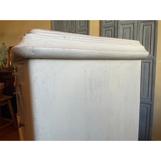 Dutch Chest of Drawers in Wood For Sale - Image 5 of 18