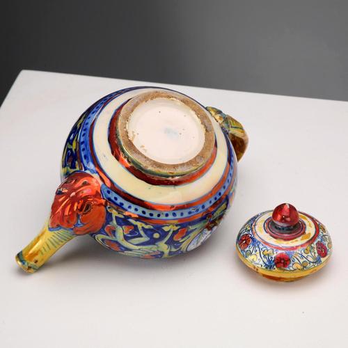 Lustred Majolica Teapot from Gualdo Tadino For Sale - Image 6 of 10
