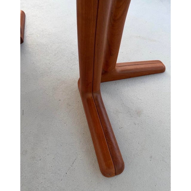 1970s Dyrlund Solid Teak Extendable Dining Table – Danish Modern Design For Sale In Miami - Image 6 of 10