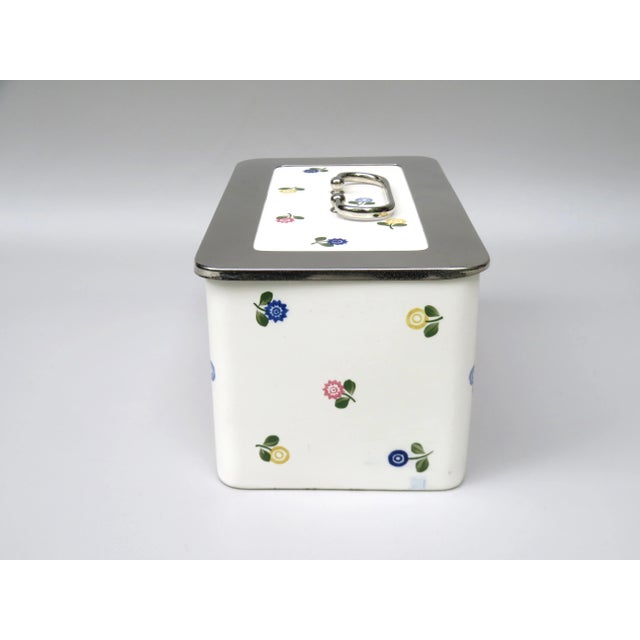 Metal Art Nouveau German Ceramic Chrome-Plated Baisage Box with Spreading Flowers from Wmf For Sale - Image 7 of 18