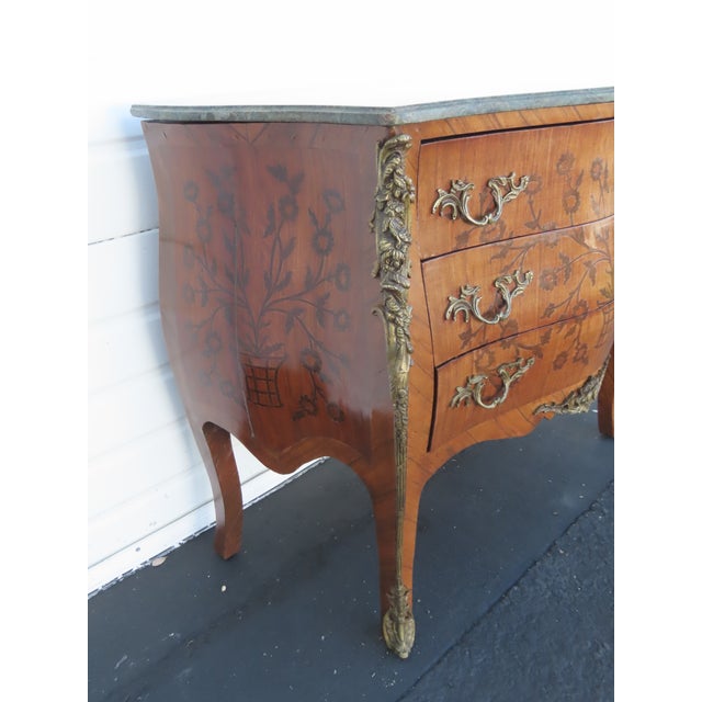 French Marble Top Bombay Serpentine Inlay Commode Dresser Bathroom Vanity 6433 For Sale - Image 11 of 18