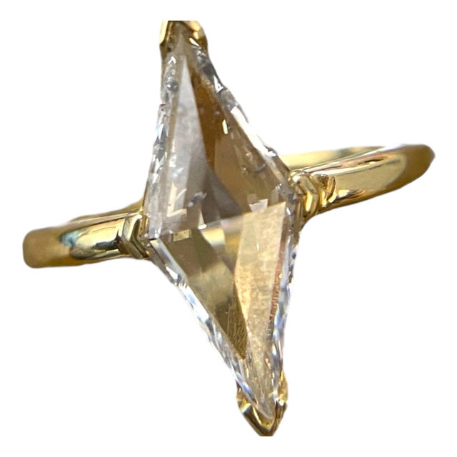 18k Gold Gia Certified 2.02ct Lozenge-Cut Diamond Ring For Sale