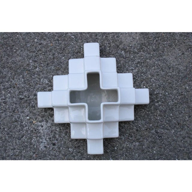 White Ceramic Vase by Makio Hasuike for Gabbianelli, 1970s For Sale - Image 6 of 8