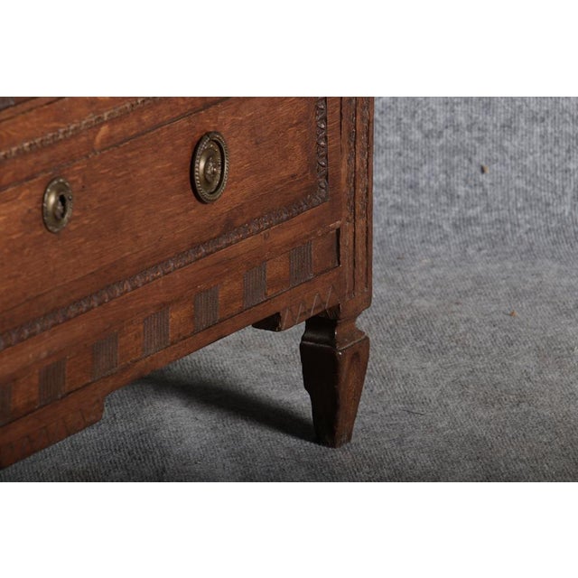 Baroque Chest of Drawers in Oak, 1780s For Sale - Image 16 of 18