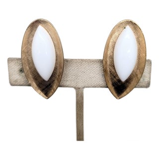 Vintage 1950s Signed Napier Goldtone & White Resin Clip Earrings-2 Pieces For Sale