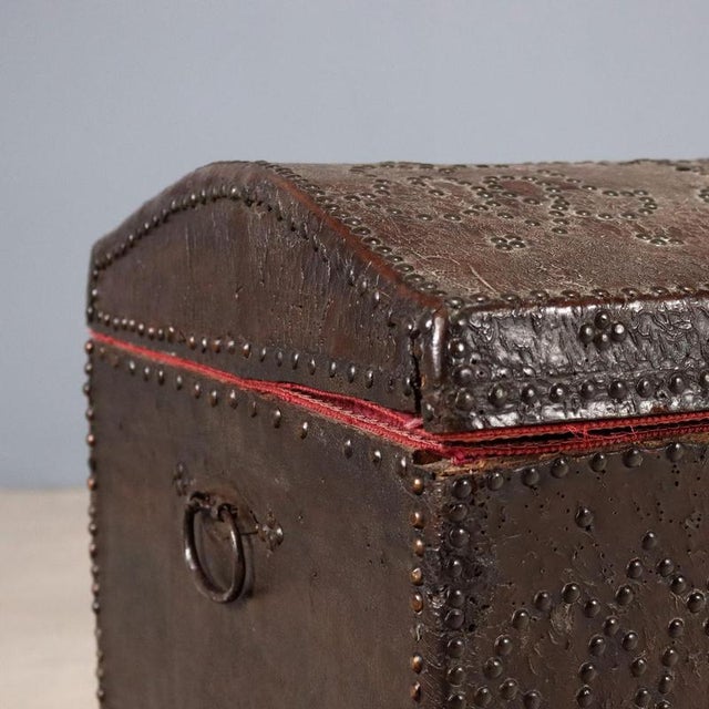 Spanish Wooden Trunk in Leather For Sale - Image 4 of 12