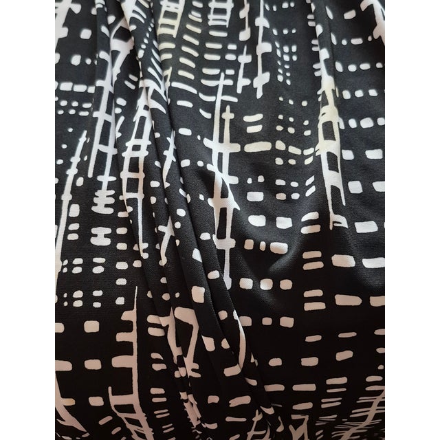 Contemporary Italian Designer Black and White Heavyweight Jersey-3 Yards For Sale - Image 3 of 6